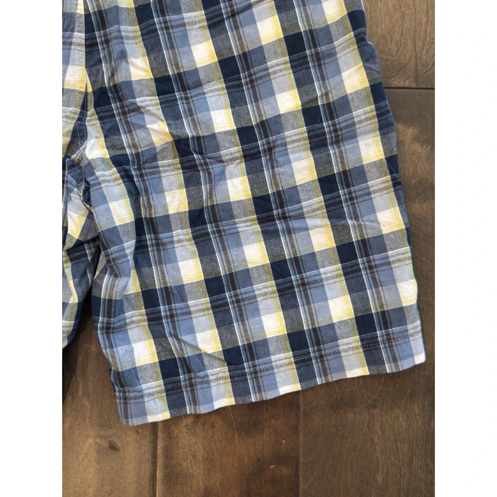 Chaps Men's Flat Front‎ Blue Plaid Shorts Casual 9
